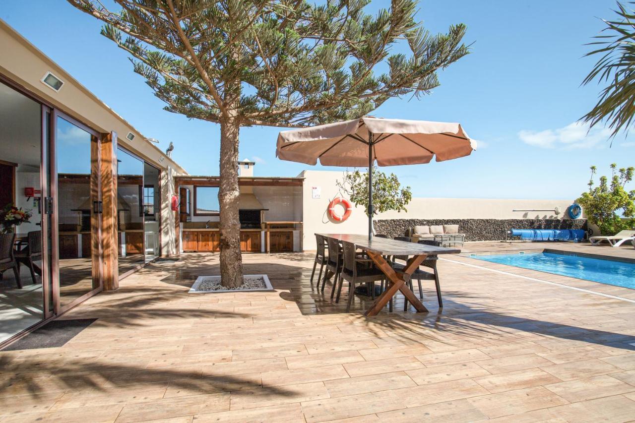 Villa Santana Conil Exterior photo
